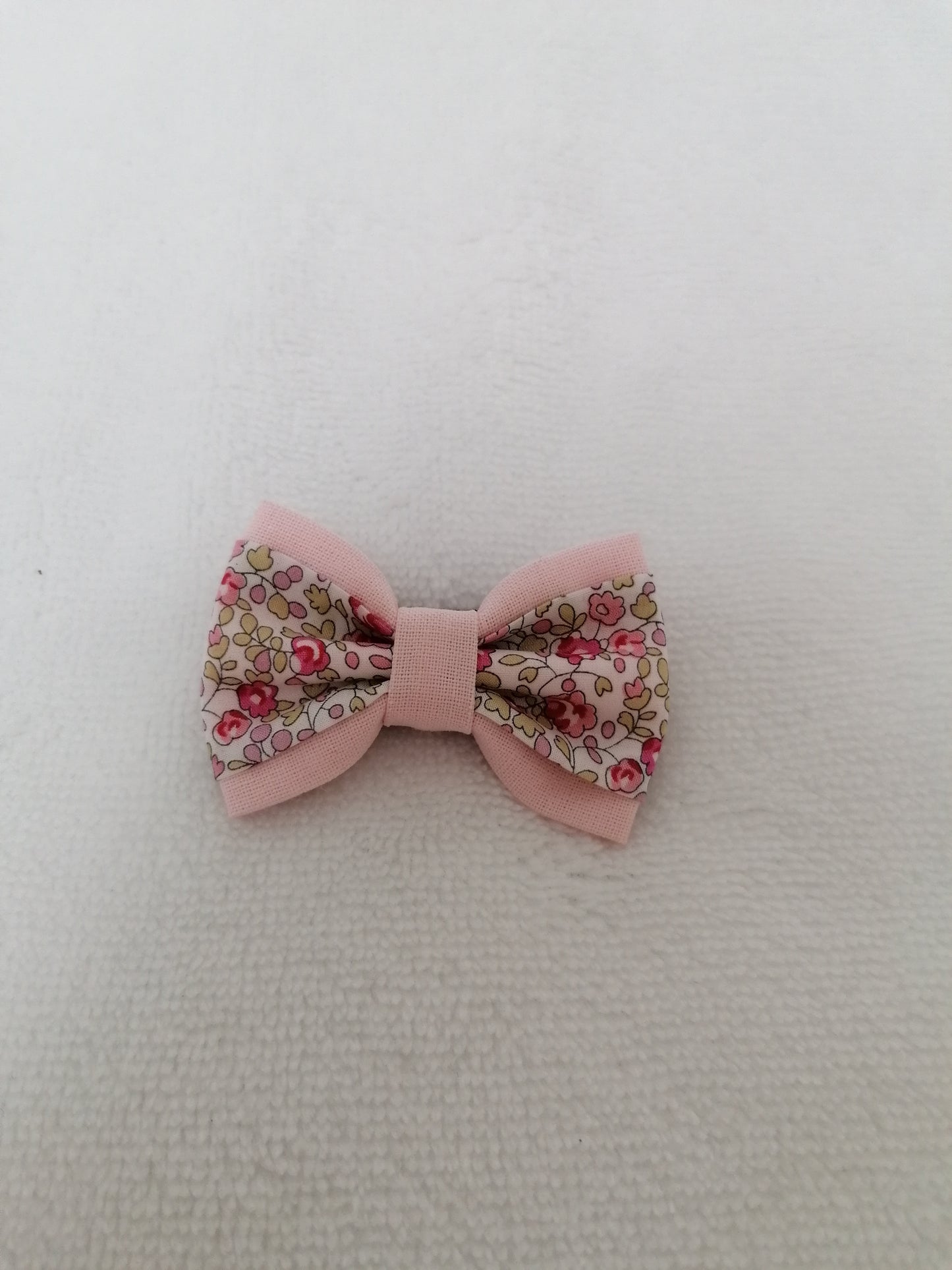 C.a.lylie Barrette anti glisse couleur rose poudrée et motif liberty