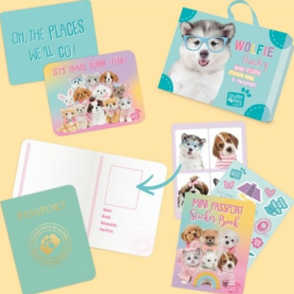 Studio Pets Peluche Wolfie avec sa valise, son passeport et ses stickers