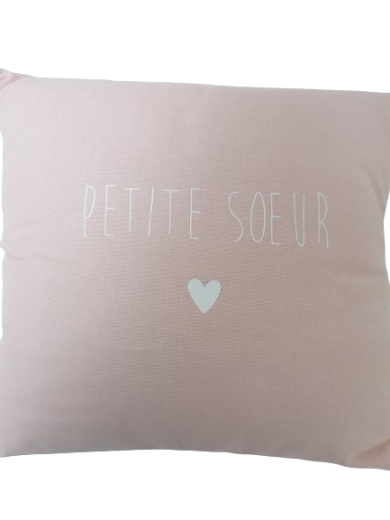 Coussin rose "Petite sœur"