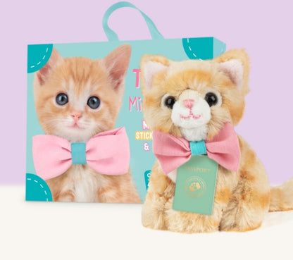 Studio Pets Peluche Tommy avec sa valise, son passeport et ses stickers