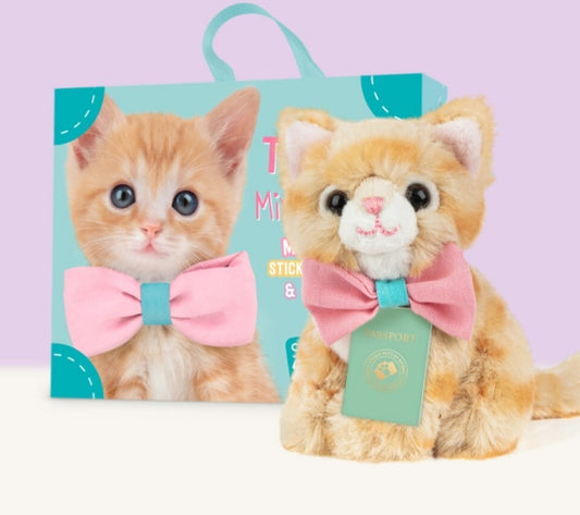Studio Pets Peluche Tommy avec sa valise, son passeport et ses stickers